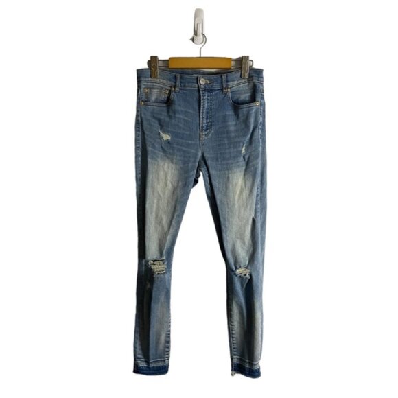 Dynamite Kate Women's Light Wash Distressed Skinny Denim Jeans - Picture 1 of 9